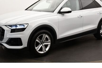 Audi Q8 38.250 km 59.690 € Wolfsburg 38440