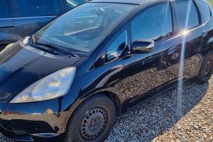 Honda Jazz 170.100 km 3.600 € Braunschweig 38112