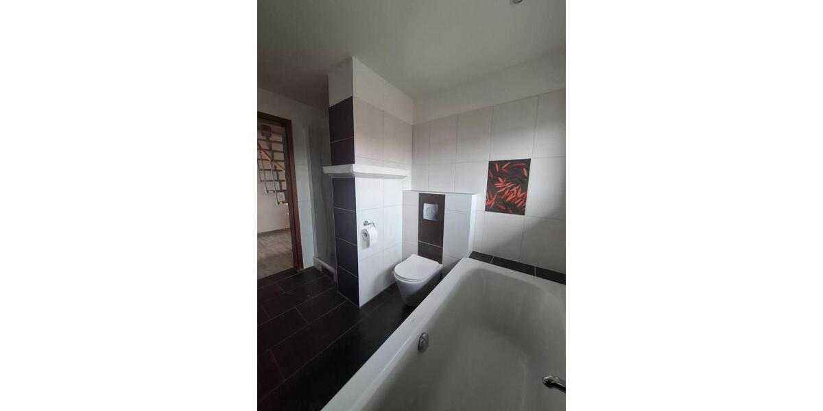 Dachgeschoßwohnung Barwedel - 3 Zimmer, 95 m&sup2;, 795&euro; | Angebot:26610278