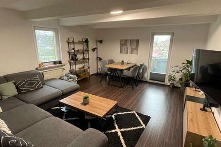 moderne 3-Zimmer-Wohnung mit EBK, Balkon und Stellplatz 3 zimmer