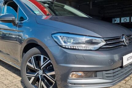 VW Touran 119.245 km 21.995 € Wolfsburg 38446
