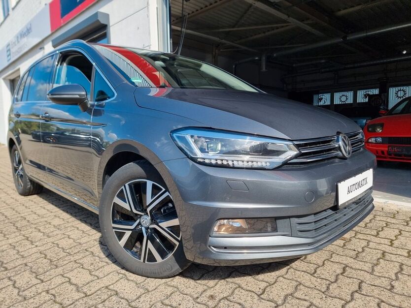 VW Touran 119.245 km 21.995 € Wolfsburg 38446