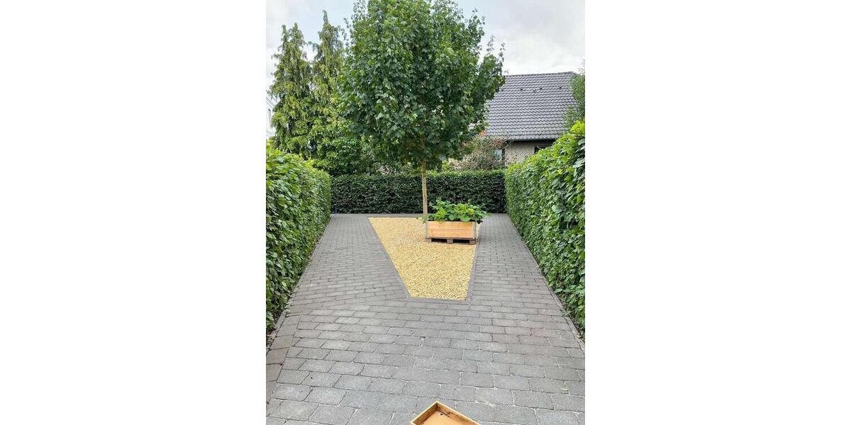 Erdgeschoßwohnung Gifhorn - 6 Zimmer, 167 m&sup2;, 1.650&euro; | Angebot:24749645