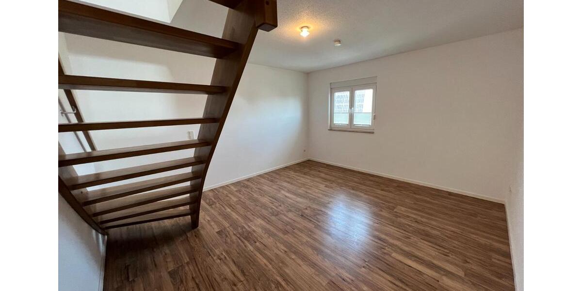 Etagenwohnung Velpke - 4.5 Zimmer, 147 m&sup2;, 1.320&euro; | Angebot:26406029