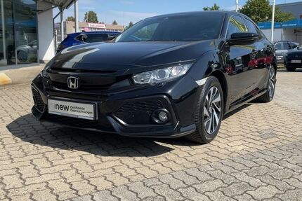 Honda Civic 46.600 km 16.650 € Braunschweig 38124
