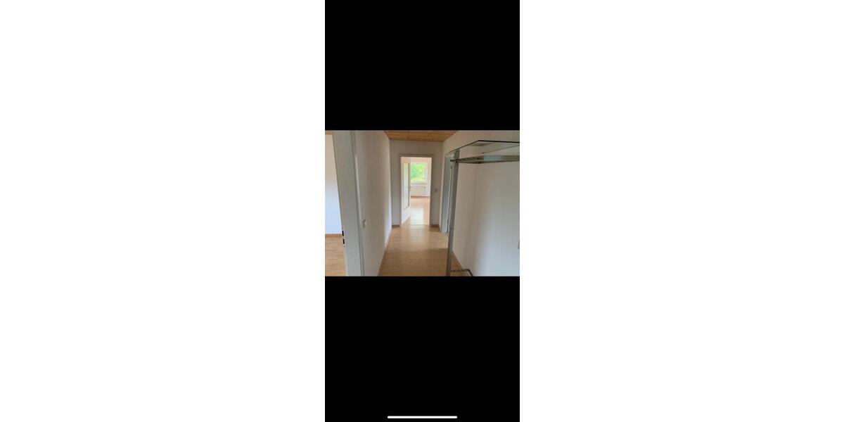 Dachgeschoßwohnung Vordorf - 3 Zimmer, 85 m&sup2;, 850&euro; | Angebot:26517292
