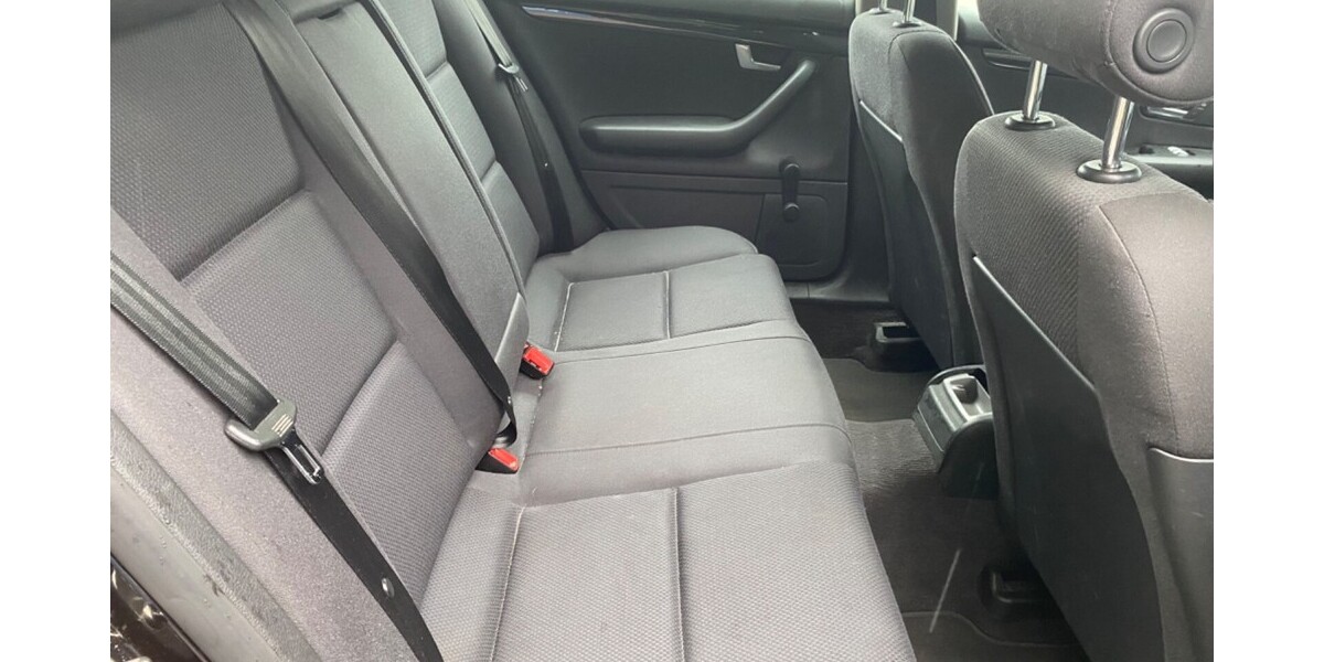 Audi A4 Avant 293.146 km 3.980 € Braunschweig 38100