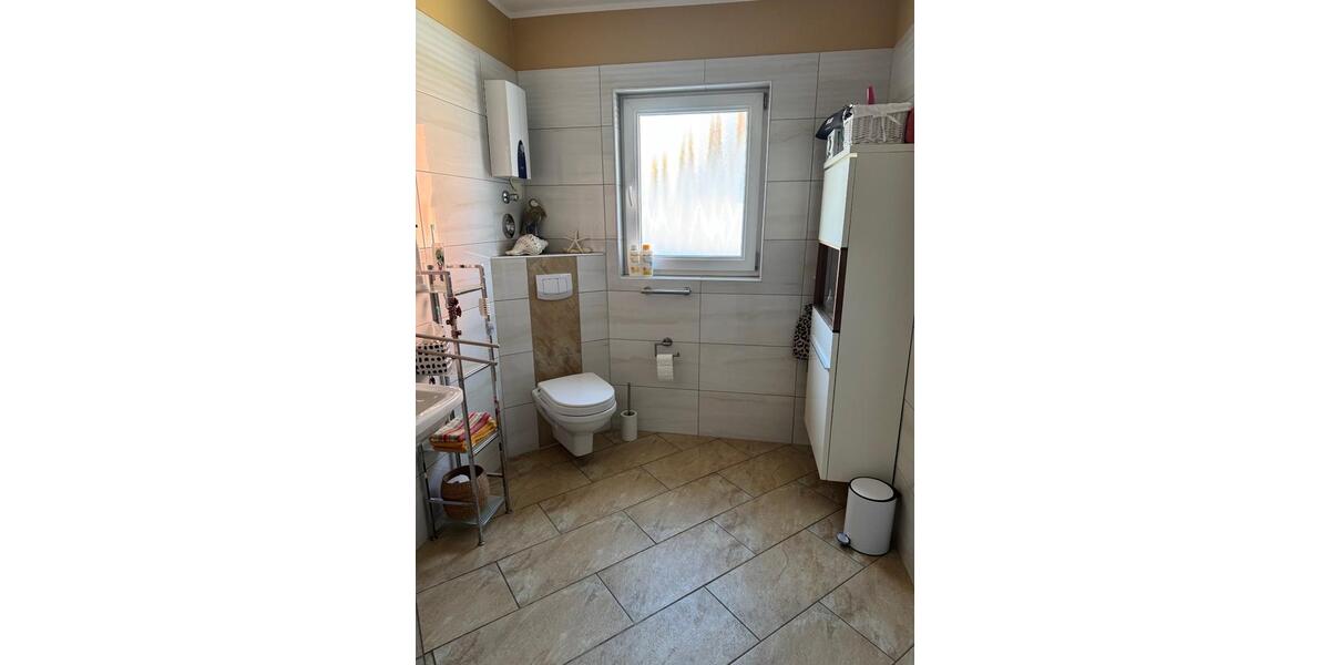 Erdgeschoßwohnung Lehre - 3 Zimmer, 100 m&sup2;, 900&euro; | Angebot:25450548