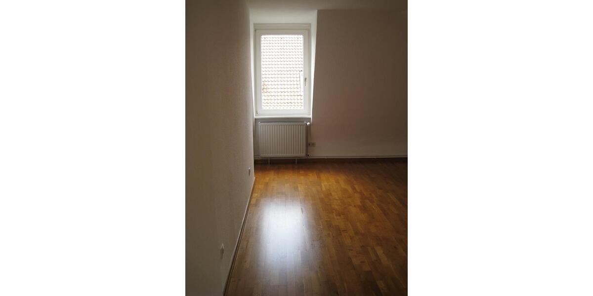 Dachgeschoßwohnung Braunschweig - 2 Zimmer, 65 m&sup2;, 610&euro; | Angebot:26316004
