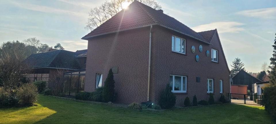 Einfamilienhaus Meinersen - 7 Zimmer, 200 m&sup2;, 425.000&euro; | Angebot:27002380