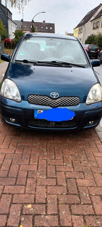 Toyota Yaris 55.280 km 2.800 € Braunschweig 38112
