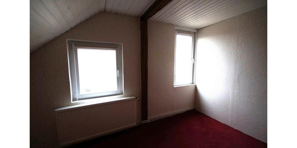 Dachgeschoßwohnung Braunschweig Westliches Ringgebiet - 3 Zimmer, 75 m&sup2;, 130.000&euro; | Angebot:26289318