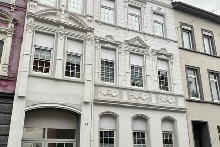 Erstbezug nach Sanierung- DreiZimmerwohnung von privat