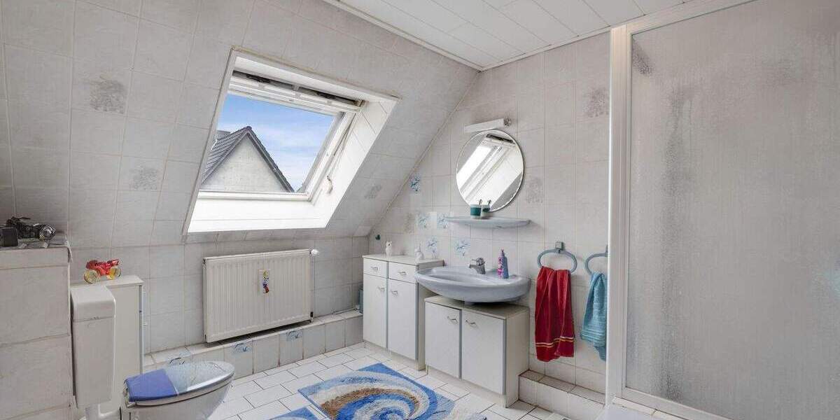 Einfamilienhaus Grasleben - 9 Zimmer, 184 m&sup2;, 320.000&euro; | Angebot:25800583