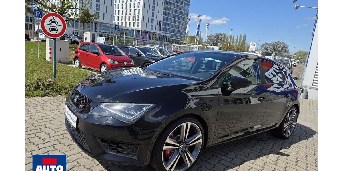 Seat Leon 144.512 km 15.899 &euro; Wolfsburg 38446