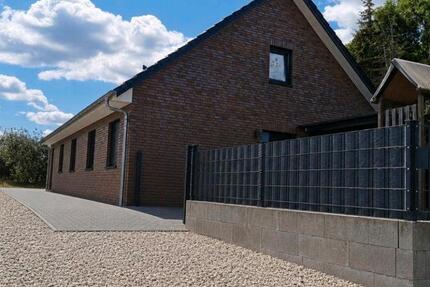 Haus Rötgesbüttel - 5 Zimmer, 150 m&sup2;, 470.000&euro; | Angebot:27301351