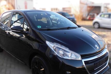 Peugeot 208 110.914 km 6.300 € Wolfsburg 38448