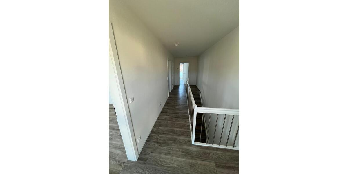 Etagenwohnung Wolfsburg - 4 Zimmer, 123 m&sup2;, 1.541&euro; | Angebot:26441394