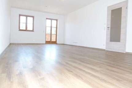 Büro in Wackersberg 795 € 98 m²