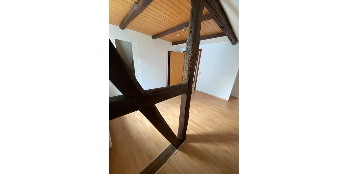 Dachgeschoßwohnung Wolfsburg - 1 Zimmer, 60 m&sup2;, 639&euro; | Angebot:26282985