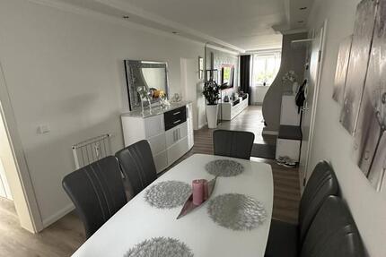 Charmante kernsanierte 3 Zimmer Wohnung in Wolfsburg mit Balkon 3 zimmer