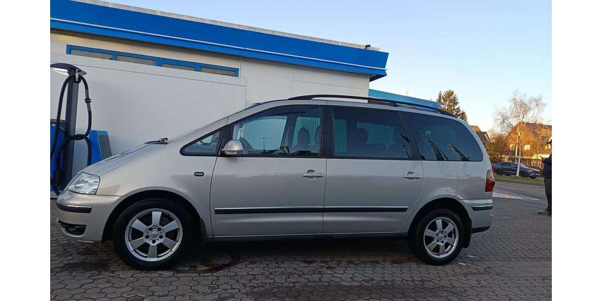 VW Sharan 252.220 km 4.500 &euro; Braunschweig 38104