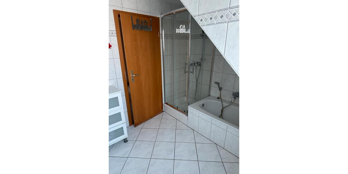 Reihenhaus Braunschweig Wabe-Schunter-Beberbach - 6 Zimmer, 131 m&sup2;, 415.000&euro; | Angebot:25405634