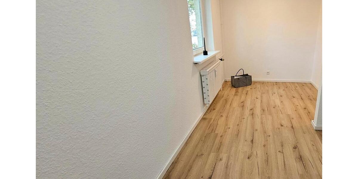 Frisch sanierte 2-Zi-Whg. 1.0G mit neuer Küche, erstbezug 2 zimmer