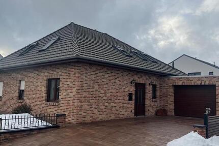 Modernes Einfamilienhaus mit Garten in ruhiger Lage von Privat 6 zimmer