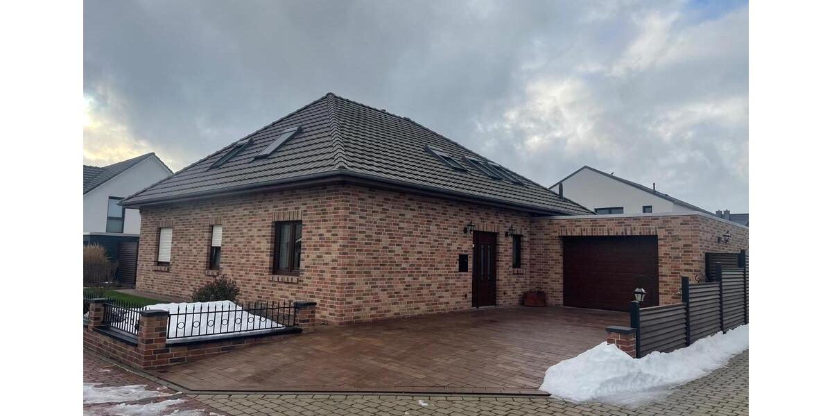 Modernes Einfamilienhaus mit Garten in ruhiger Lage von Privat 6 zimmer