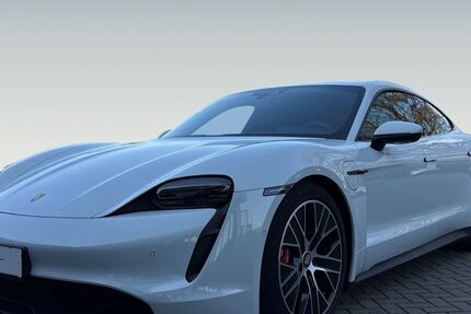 Porsche Taycan 37.349 km 66.890 &euro; Braunschweig 38114
