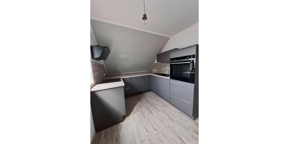 Dachgeschoßwohnung Barwedel - 3 Zimmer, 95 m&sup2;, 795&euro; | Angebot:26610278