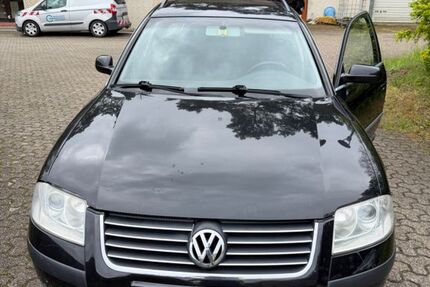 VW Passat Variant 277.000 km 1.950 &euro; Ehra 38468