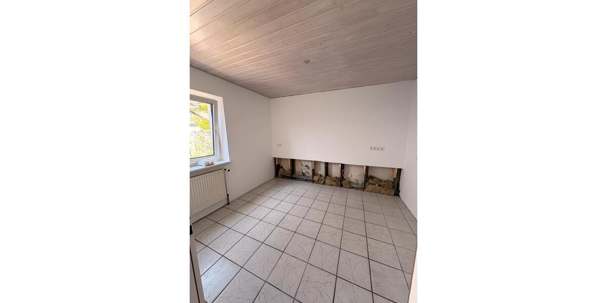 Erdgeschoßwohnung Wolfsburg Almke - 4 Zimmer, 118 m&sup2;, 1.200&euro; | Angebot:26409835
