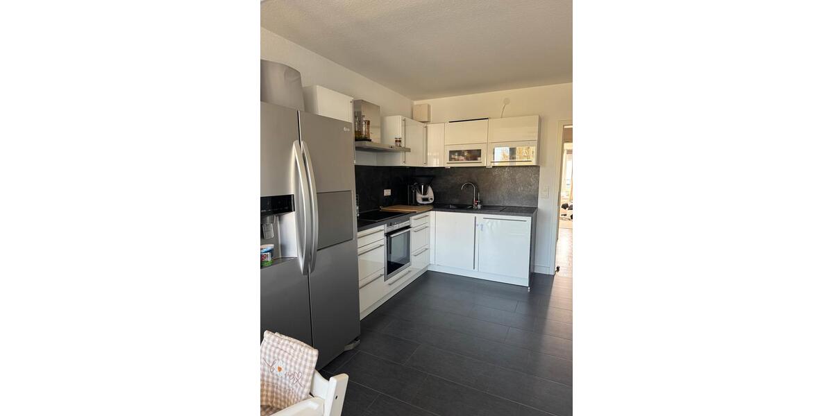 Etagenwohnung Wolfsburg - 3 Zimmer, 83 m&sup2;, 830&euro; | Angebot:26126291