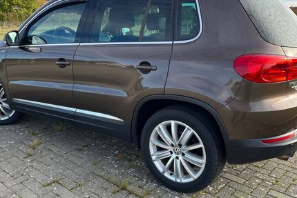 VW Tiguan 134.000 km 12.200 € Tappenbeck 38479