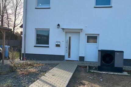 Haus Meinersen - 4 Zimmer, 125 m&sup2;, 1.200&euro; | Angebot:24585209