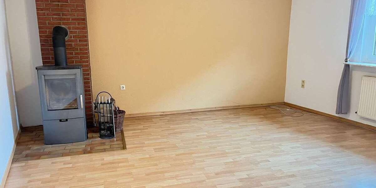 Einfamilienhaus Cremlingen - 8 Zimmer, 188 m&sup2;, 146.000&euro; | Angebot:27144462