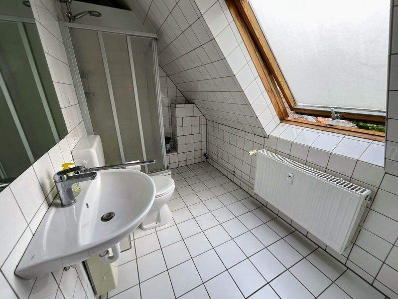 Kleines Mehrfamilienhaus ( 7 WE ) in schöner Seitenstraße von Braunschweig zimmer