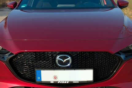 Mazda 3 47.100 km 18.680 € Sickte 38173