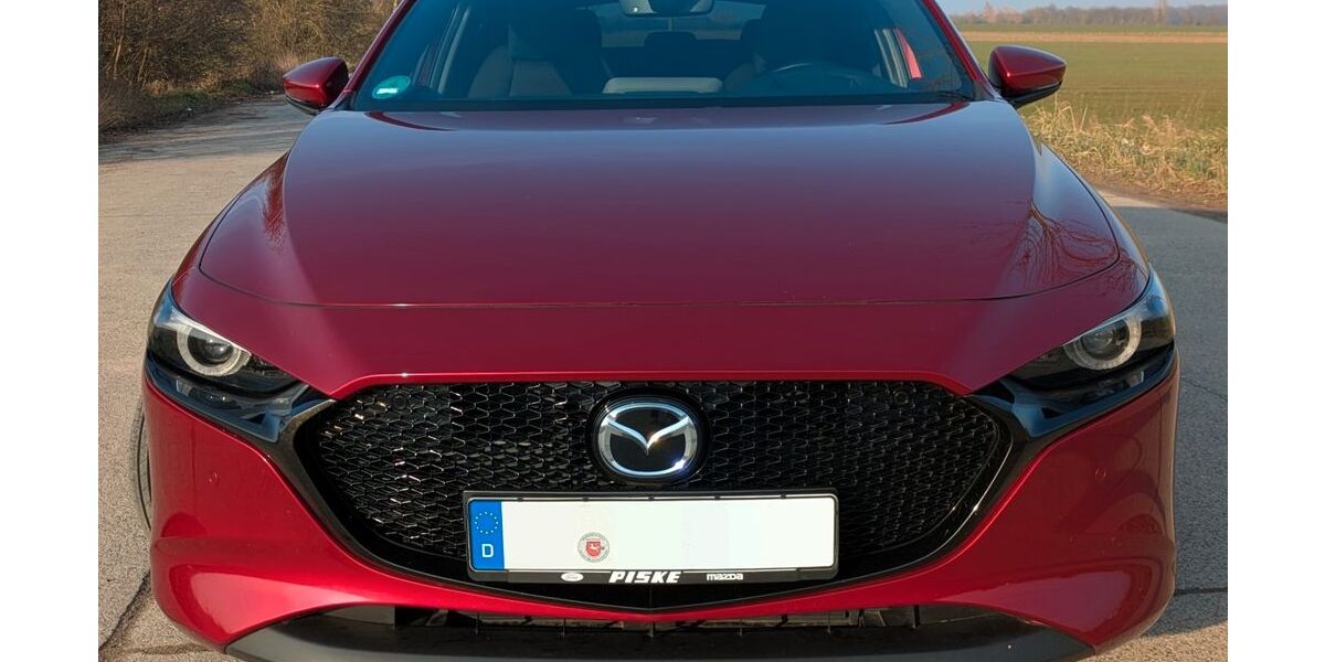 Mazda 3 47.100 km 18.680 € Sickte 38173
