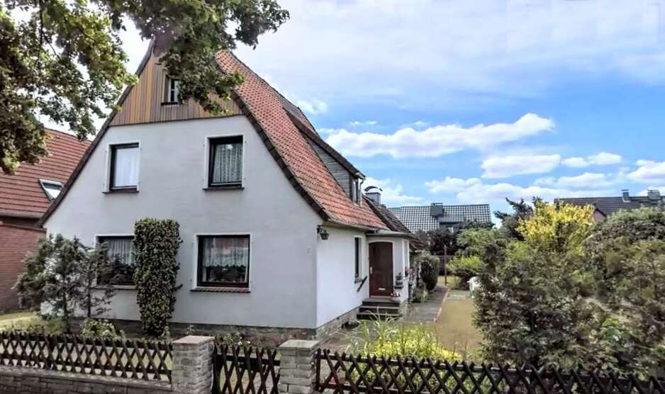 Haus zum Kaufen in Wolfsburg Fallersleben 252.800 € 109 m²