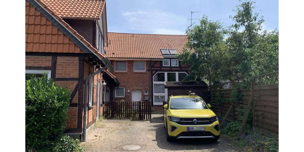 Etagenwohnung Wolfsburg Almke - 4 Zimmer, 104 m&sup2;, 239.000&euro; | Angebot:21323846