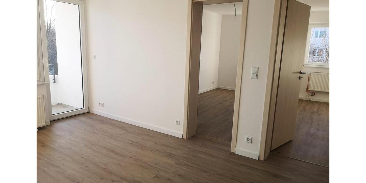 Etagenwohnung Wolfsburg Detmerode - 4 Zimmer, 96 m&sup2;, 1.050&euro; | Angebot:26355857