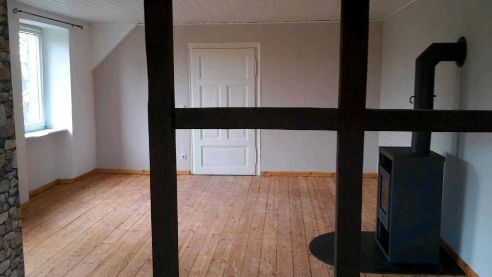 Dachgeschoßwohnung Oebisfelde-Weferlingen Weferlingen - 2 Zimmer, 100 m&sup2;, 700&euro; | Angebot:26579667