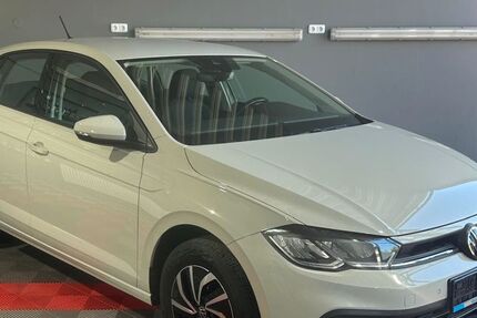 VW Polo 64.877 km 13.690 &euro; Braunschweig 38112