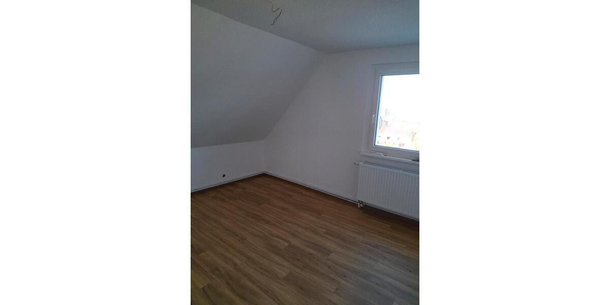 Dachgeschoßwohnung Königslutter am Elm - 3 Zimmer, 52 m&sup2;, 640&euro; | Angebot:25369540