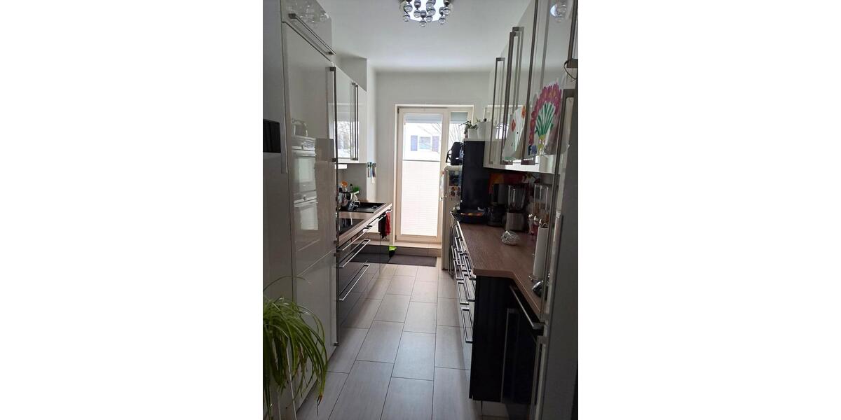 Vermietete 4 Zimmer Wohnung im EG Terrasse - modernisiert 4 zimmer