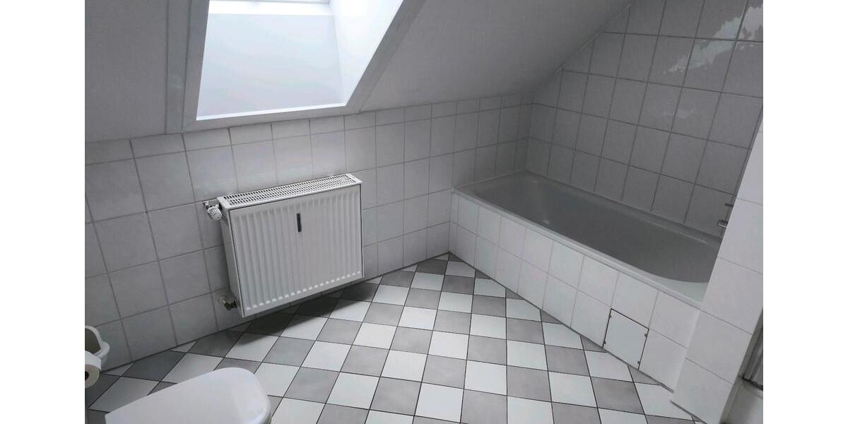 Etagenwohnung Jembke - 2 Zimmer, 105 m&sup2;, 1.050&euro; | Angebot:23120892