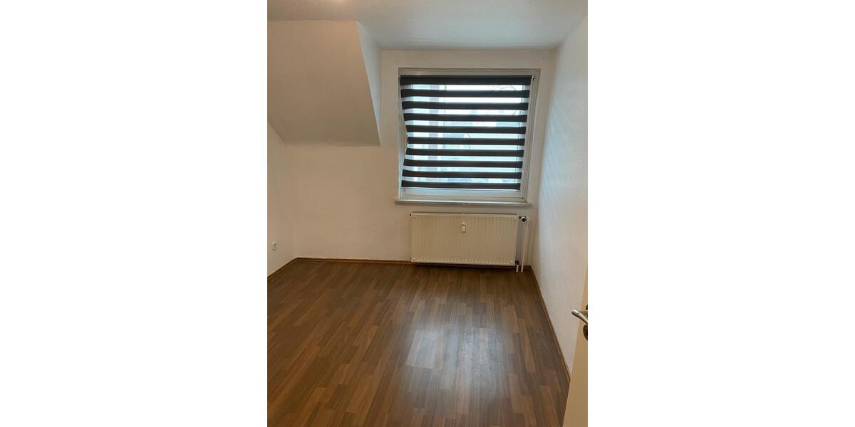 Mehrfamilienhaus, Wohnhaus Königslutter am Elm - 13 Zimmer, 270 m&sup2;, 288.000&euro; | Angebot:25543136